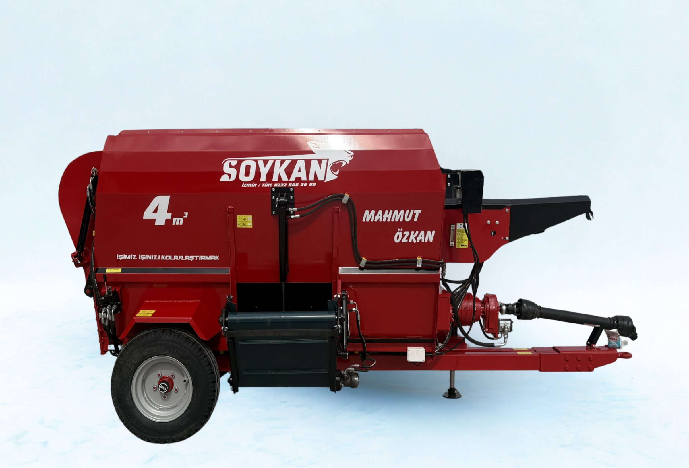 4M3 YEM KARMA VE DAĞITMA MAKİNASI